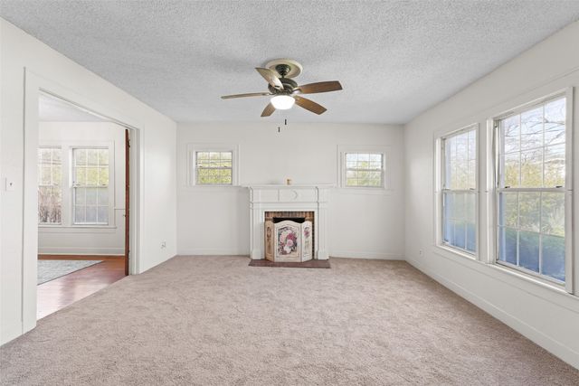 1609 Walworth Street, Greenville, TX 75401