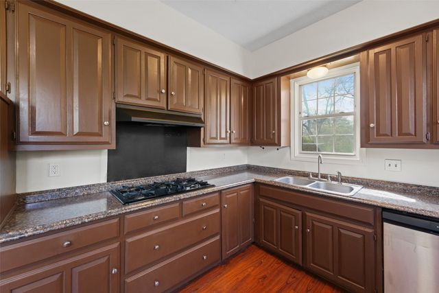 1609 Walworth Street, Greenville, TX 75401