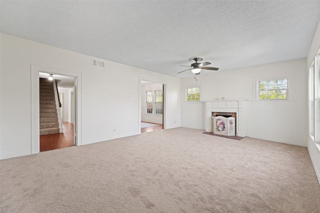 1609 Walworth Street, Greenville, TX 75401