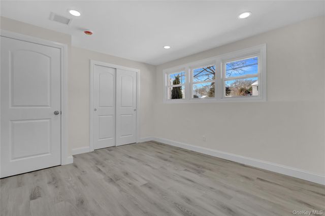 3 Jayne Avenue, Melville, NY 11747