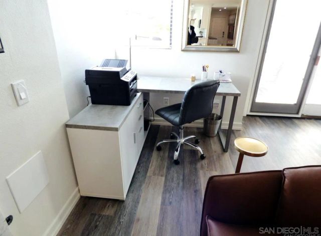 1115 Pearl Street 6, La Jolla, CA 92037
