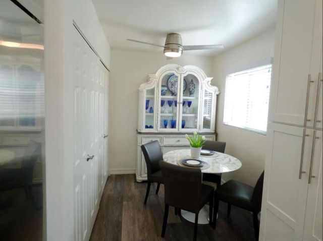 1115 Pearl Street 6, La Jolla, CA 92037