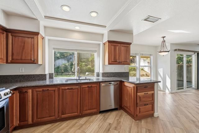 1351 Graham Pl, Escondido, CA 92026