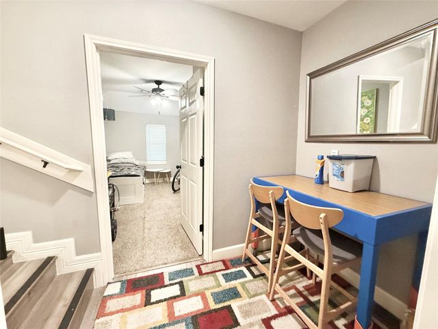 2043 Des Jardines Street, Houston, TX 77023