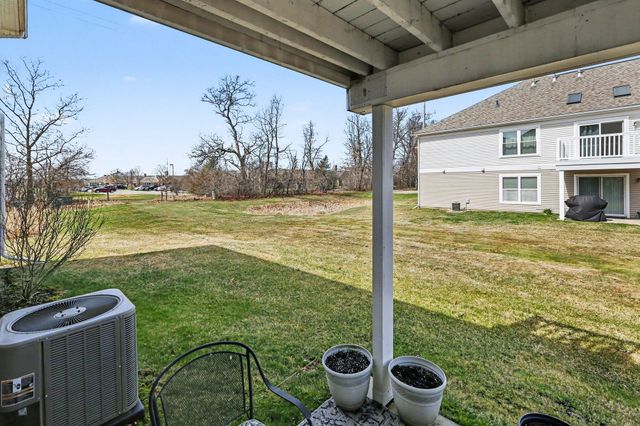 716 Cobblestone Way, Chelsea, MI 48118