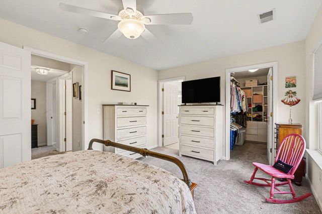 716 Cobblestone Way, Chelsea, MI 48118