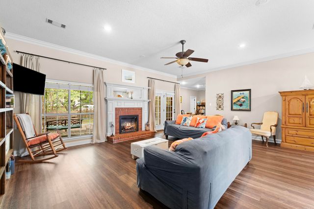 1515 John Ed, Conway, AR 72034
