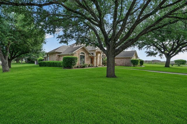800 Granite Lane, Lorena, TX 76655