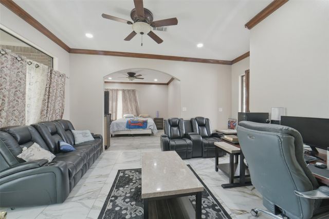 5810 Waterwalk Court, Richmond, TX 77469