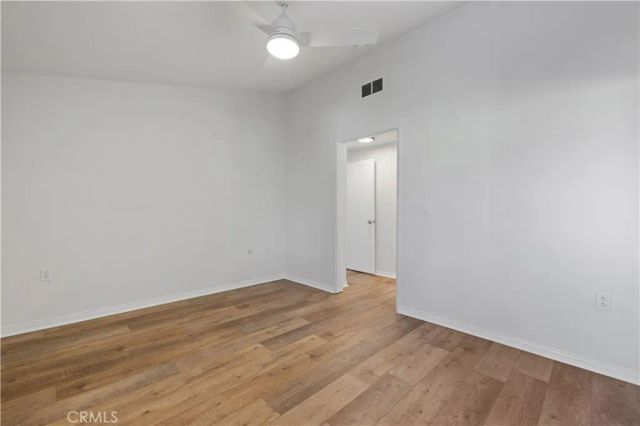 19152 Avenue of the Oaks B, Newhall, CA 91321