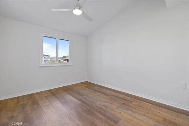 19152 Avenue of the Oaks B, Newhall, CA 91321