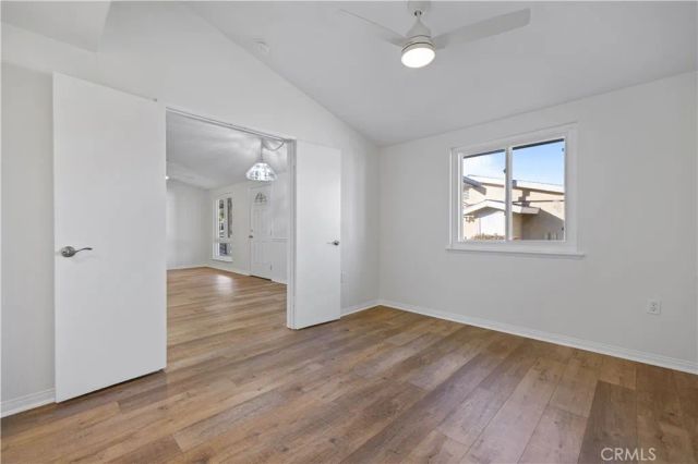 19152 Avenue of the Oaks B, Newhall, CA 91321