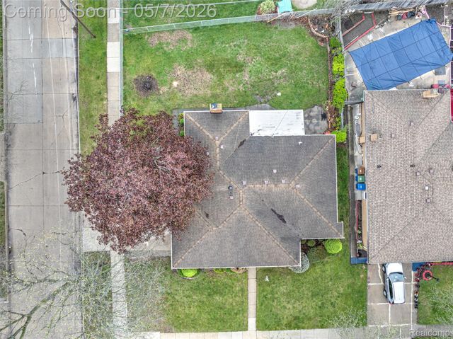 14053 April Lane, Warren, MI 48088