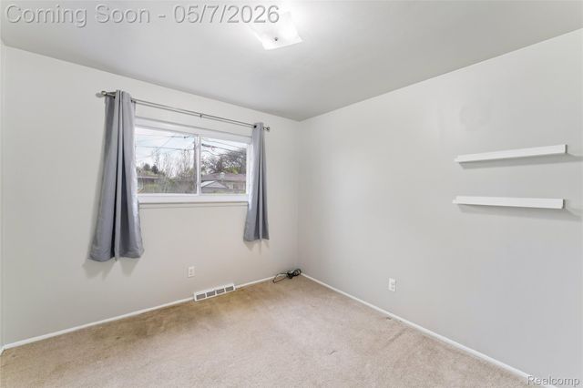 14053 April Lane, Warren, MI 48088