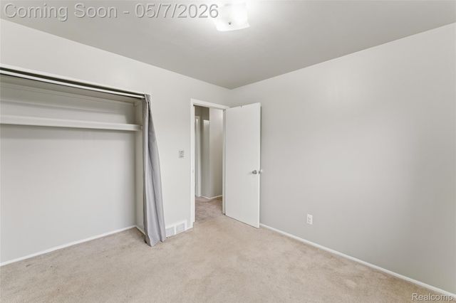14053 April Lane, Warren, MI 48088