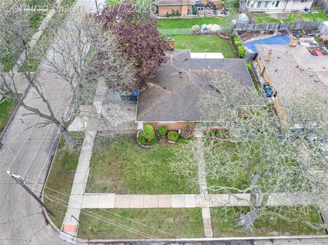 14053 April Lane, Warren, MI 48088