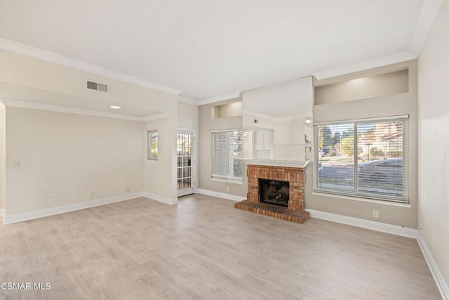 3192 Darby Street 113, Simi Valley, CA 93063