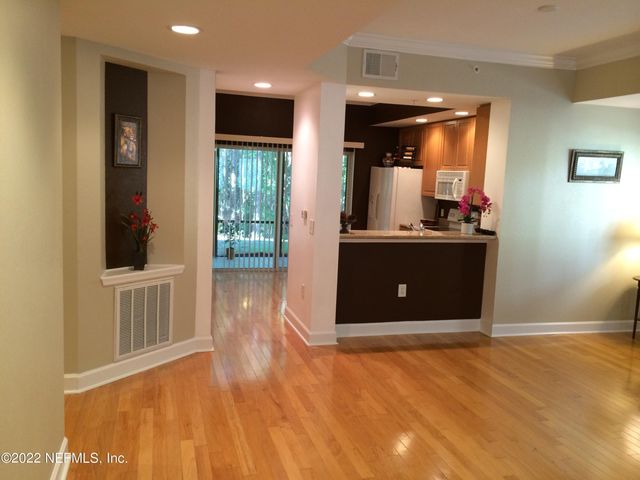 9745 TOUCHTON Road 1005, Jacksonville, FL 32246