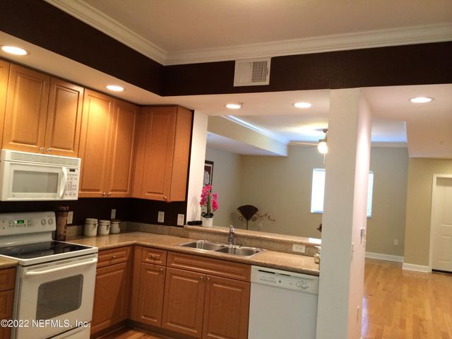 9745 TOUCHTON Road 1005, Jacksonville, FL 32246