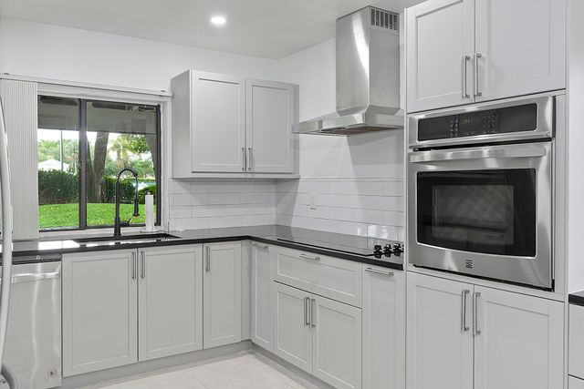 1955 Sacramento, Weston, FL 33326