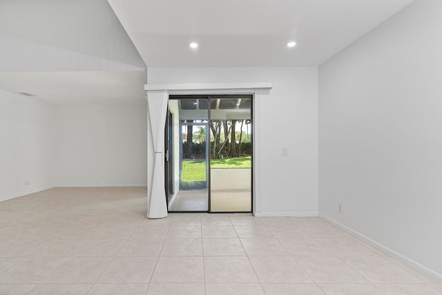 1955 Sacramento, Weston, FL 33326