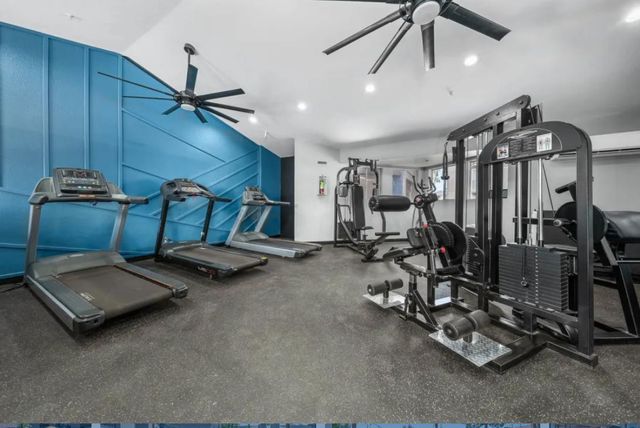 5959 W Greenway Road 1, Glendale, AZ 85306