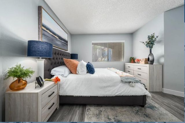 5959 W Greenway Road 1, Glendale, AZ 85306