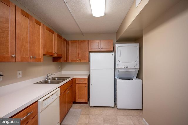 15107 INTERLACHEN DR #2-1022, Silver Spring, MD 20906
