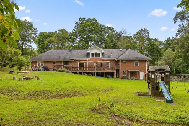 1619 Anderson Pike, Signal Mountain, TN 37377