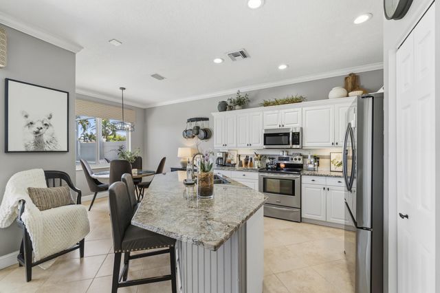 7960 La Rose Court, Lake Worth, FL 33467