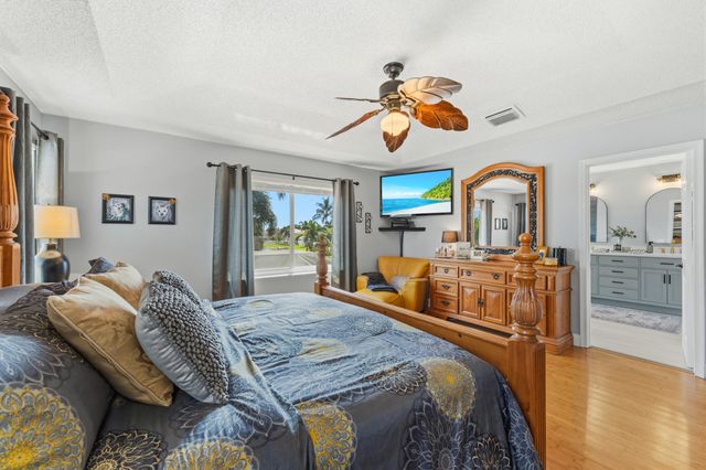 7960 La Rose Court, Lake Worth, FL 33467