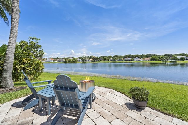 7960 La Rose Court, Lake Worth, FL 33467