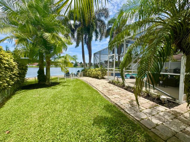7960 La Rose Court, Lake Worth, FL 33467