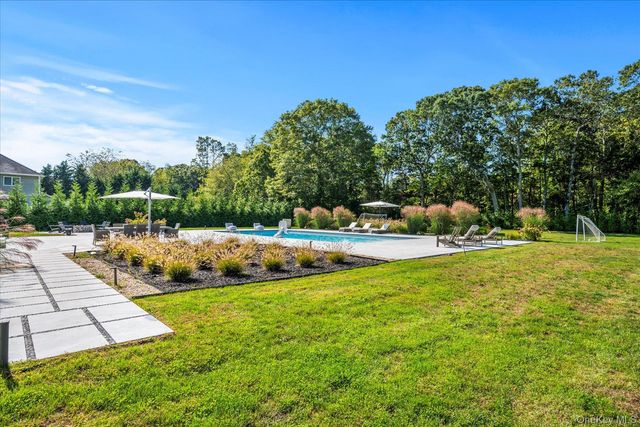 805 Kayleighs Court, East Marion, NY 11939
