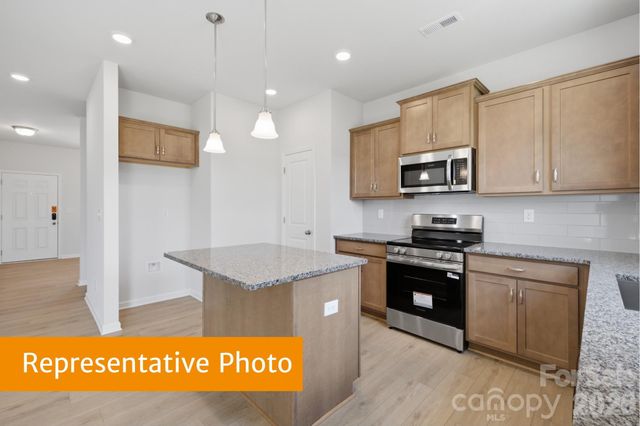616 Rowe Crossing Drive, Newton, NC 28658