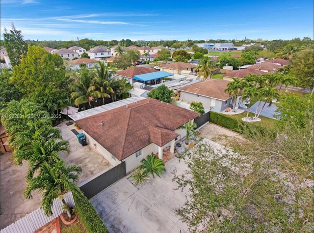 29330 SW 143rd Ave, Homestead, FL 33033