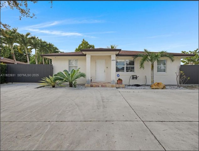 29330 SW 143rd Ave, Homestead, FL 33033