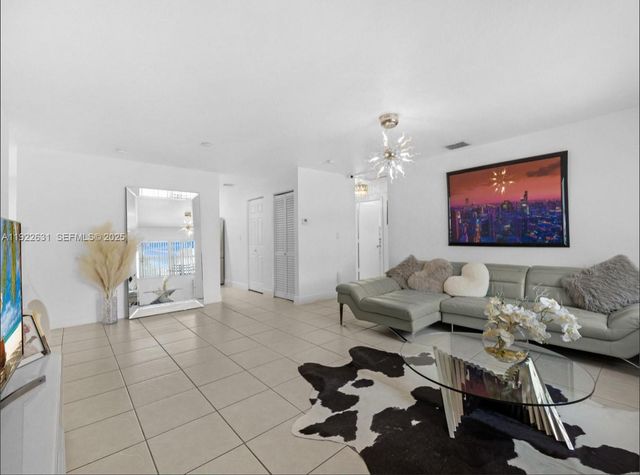 29330 SW 143rd Ave, Homestead, FL 33033