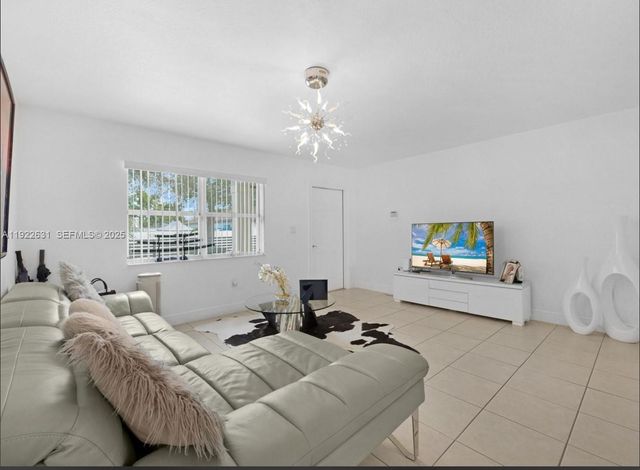 29330 SW 143rd Ave, Homestead, FL 33033