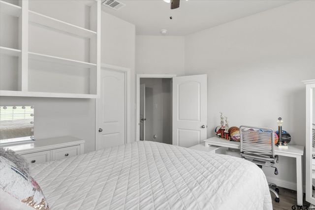 425 Private Rd 7017, Edgewood, TX 75117