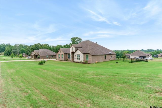 425 Private Rd 7017, Edgewood, TX 75117