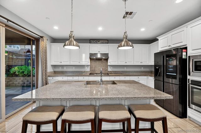 971 Camino Levante, Chula Vista, CA 91913