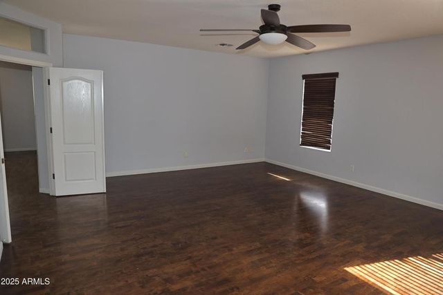 562 N Danielson Way, Chandler, AZ 85225