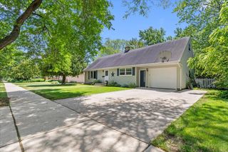 419 W Monroe STREET, Port Washington, WI 53074