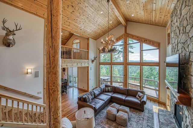 42555 Canyon Vista Lane, Shaver Lake, CA 93664