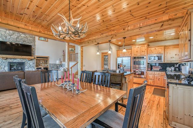 42555 Canyon Vista Lane, Shaver Lake, CA 93664