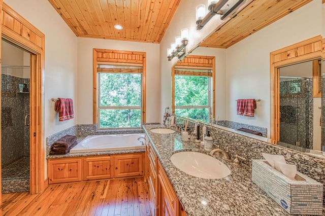 42555 Canyon Vista Lane, Shaver Lake, CA 93664