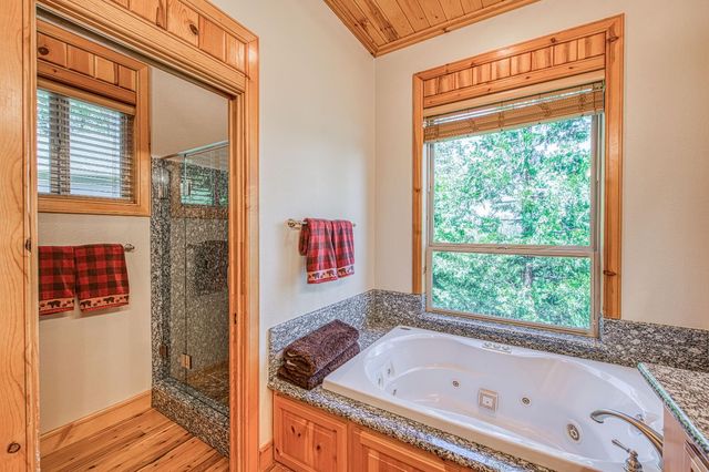 42555 Canyon Vista Lane, Shaver Lake, CA 93664