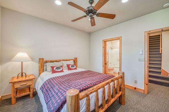 42555 Canyon Vista Lane, Shaver Lake, CA 93664