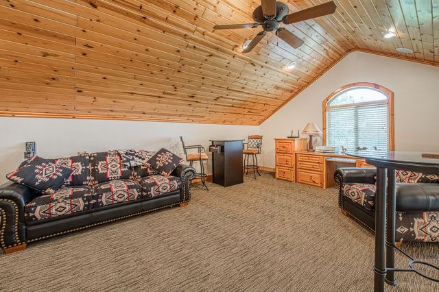 42555 Canyon Vista Lane, Shaver Lake, CA 93664
